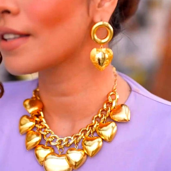 Necklace and Earrings 📿 - Picture 1 of 4